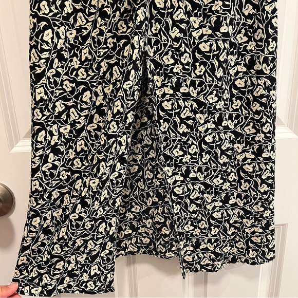 TOPSHOP Ruched Detail V-Neck Dress - Picture 12 of 14